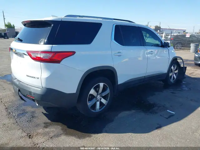 1GNERHKWXJJ203573 — 2018 Chevrolet Traverse 3LT, фото 4 с аукциона IAAI 30.09.2026, Передняя часть