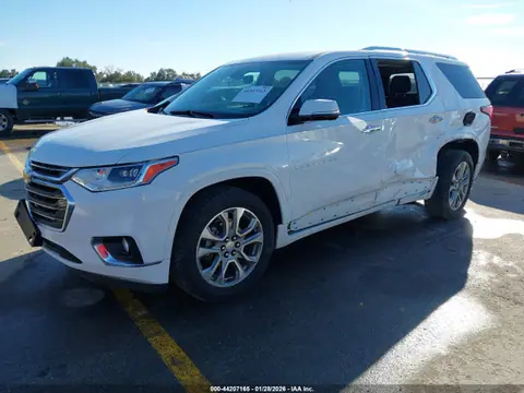 2020 Chevrolet Traverse Awd Premier VIN 1GNEVKKW9LJ174465 фото 2