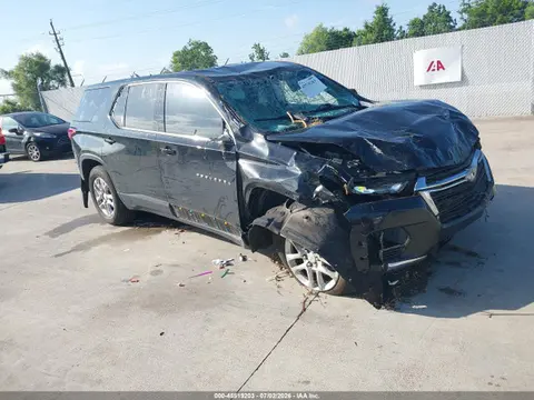 1GNERFKW9PJ334989 — 2023 Chevrolet Traverse FWD LS, Опрокидывание (Rollover), фото до ремонта