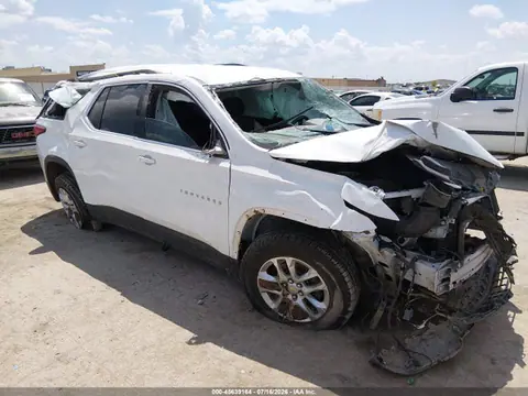 1GNERGKW7MJ143735 — 2021 Chevrolet Traverse FWD LT Cloth, Опрокидывание (Rollover), фото до ремонта
