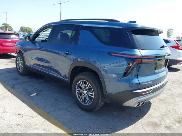 1GNERGRSXSJ297128 — 2025 Chevrolet Traverse FWD LT, фото 3 с аукциона IAAI 13.10.2026, Передняя часть