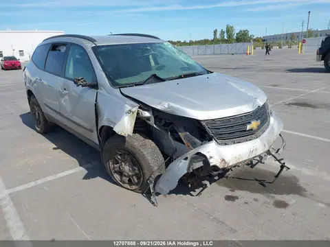 1GNKVFED3HJ109087 — 2017 Chevrolet Traverse LS, Повреждения со всех сторон (All Over), фото до ремонта
