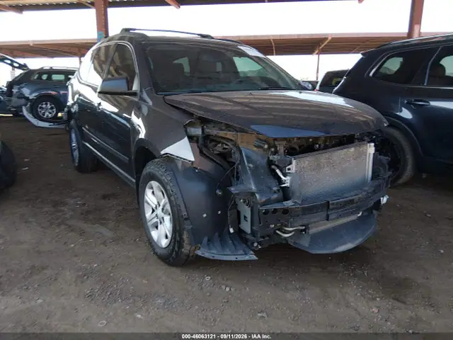 1GNKVFKD4HJ333490 — 2017 Chevrolet Traverse LS, Передняя часть (Front End), фото до ремонта