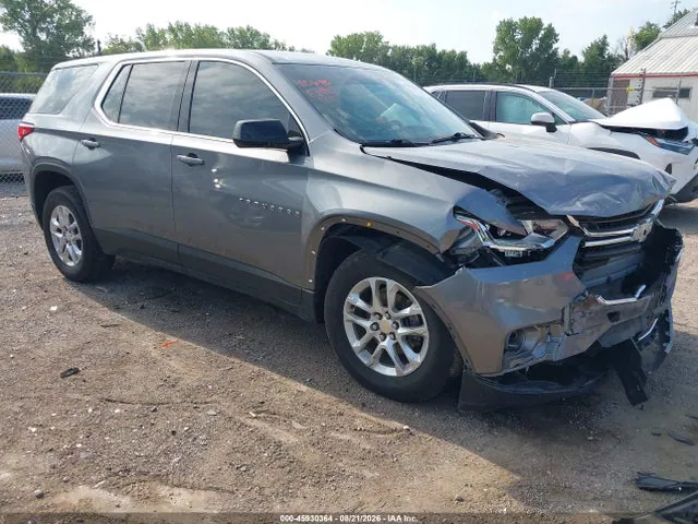 2018 Chevrolet Traverse Ls VIN 1GNERFKW2JJ192928 фото 1