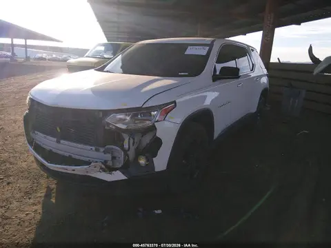 2019 Chevrolet Traverse Ls VIN 1GNERFKW0KJ175756 фото 2