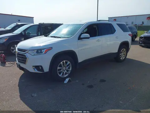 2018 Chevrolet Traverse Lt Cloth VIN 1GNEVGKW1JJ142894 фото 2