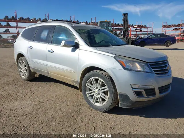 1GNKVGKD0FJ358146 — 2015 Chevrolet Traverse LT, Град (Hail), фото до ремонта