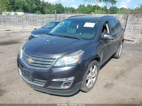 2017 Chevrolet Traverse Lt VIN 1GNKVGKD4HJ129858 фото 2