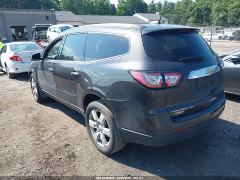 2017 Chevrolet Traverse Lt VIN 1GNKVGKD4HJ129858 фото 3