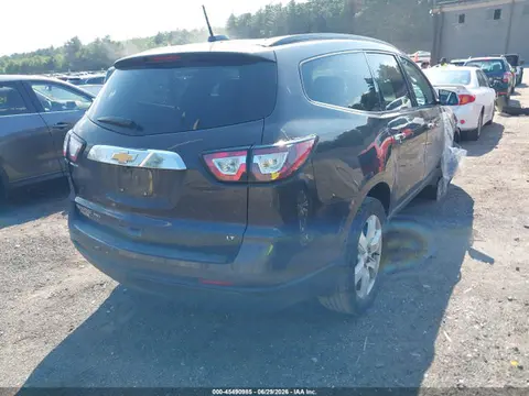 2017 Chevrolet Traverse Lt VIN 1GNKVGKD4HJ129858 фото 4