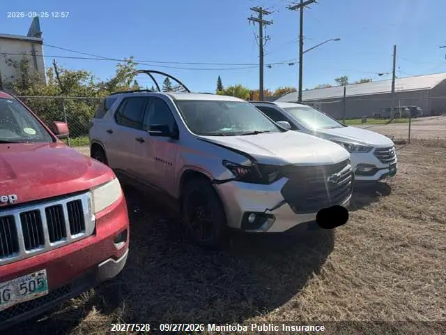 1GNEVJKW0JJ218571 — 2018 Chevrolet Traverse Premier, Правый бок (Right Side), фото до ремонта