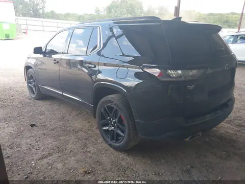2018 Chevrolet Traverse Premier VIN 1GNERKKW5JJ261068 фото 3
