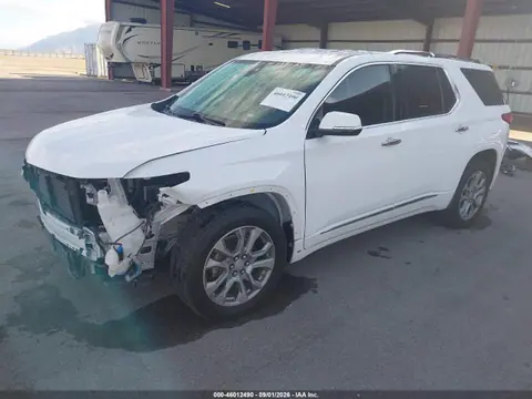 2019 Chevrolet Traverse Premier VIN 1GNEVKKW7KJ202634 фото 2