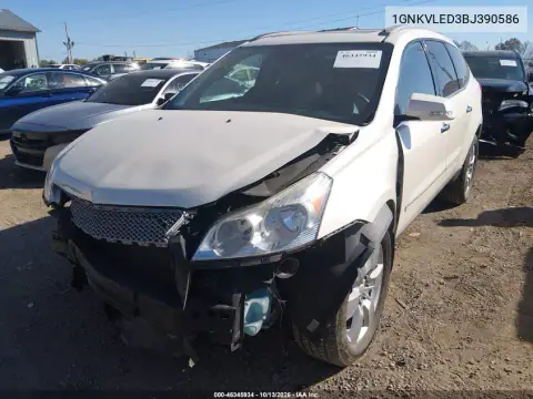 1GNKVLED3BJ390586 — 2011 Chevrolet Traverse, фото 3 с аукциона IAAI, Передняя часть