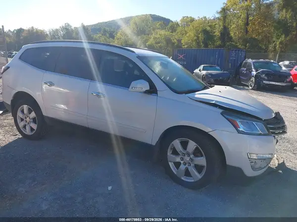 1GNKVGKD8HJ224407 — 2017 Chevrolet Traverse, Передняя часть (Front End), фото до ремонта