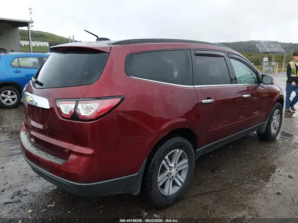 1GNKVHKD2HJ311726 — 2017 Chevrolet Traverse, фото 4 с аукциона IAAI, Передняя часть слева