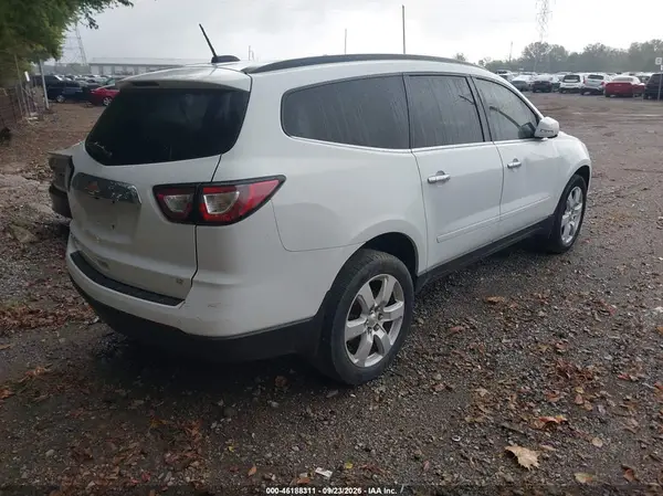 1GNKRGKD8HJ183765 — 2017 Chevrolet Traverse, фото 4 с аукциона IAAI 14.10.2026, Левый и правый бока