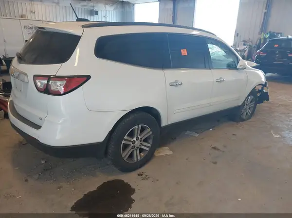 1GNKVGKD7HJ115257 — 2017 Chevrolet Traverse, фото 4 с аукциона IAAI, Биологическая или химическая опасность