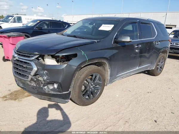 1GNERKKW2JJ137209 — 2018 Chevrolet Traverse, фото 2 с аукциона IAAI, Передняя часть