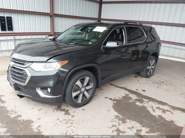 1GNERHKW8JJ101625 — 2018 Chevrolet Traverse, фото 2 с аукциона IAAI, Передняя часть