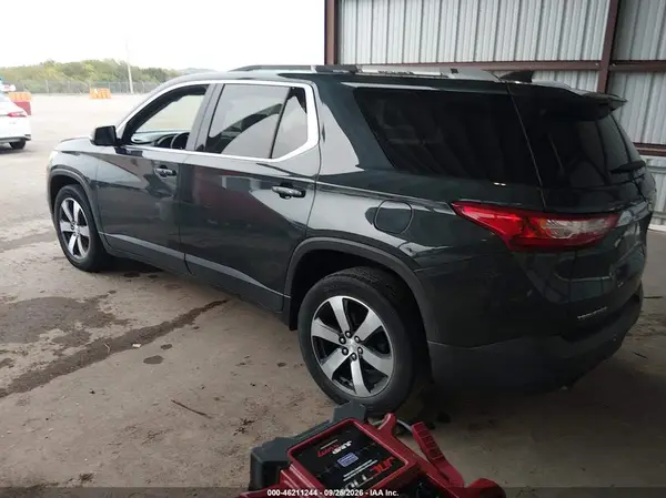 1GNERHKW8JJ101625 — 2018 Chevrolet Traverse, фото 3 с аукциона IAAI, Передняя часть