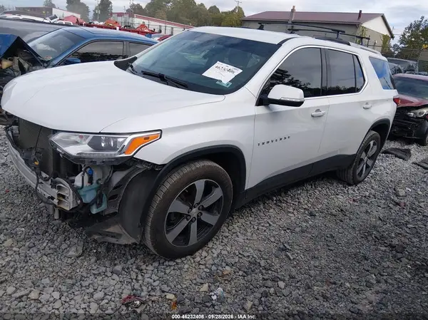 1GNEVHKW1JJ110436 — 2018 Chevrolet Traverse, фото 2 с аукциона IAAI, Передняя часть