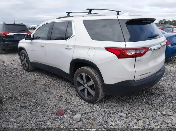 1GNEVHKW1JJ110436 — 2018 Chevrolet Traverse, фото 3 с аукциона IAAI, Передняя часть