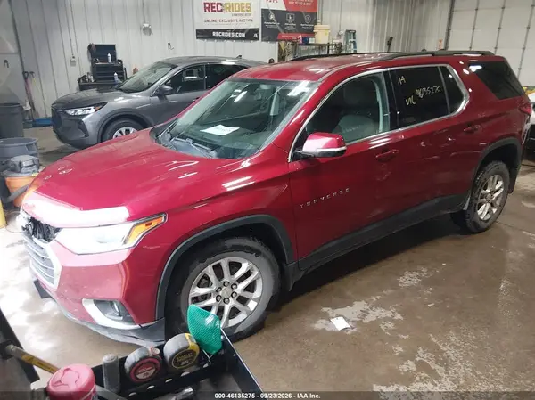 1GNEVGKW0KJ132567 — 2019 Chevrolet Traverse, фото 2 с аукциона IAAI, Правый бок