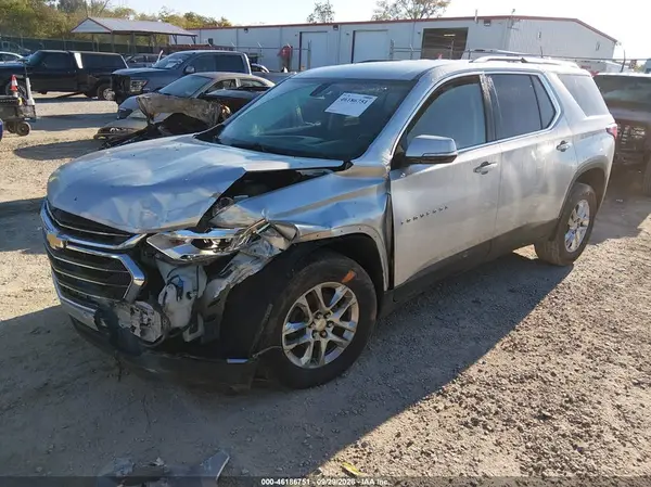 1GNERGKW0KJ237534 — 2019 Chevrolet Traverse, фото 2 с аукциона IAAI, Передняя часть слева
