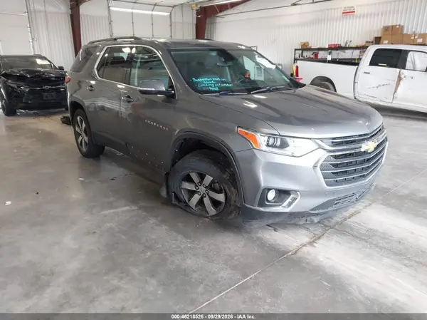1GNERHKW1KJ267311 — 2019 Chevrolet Traverse, Передняя часть справа (Right Front), фото до ремонта