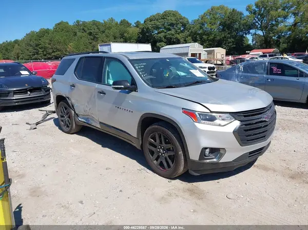 1GNEVKKW4KJ109621 — 2019 Chevrolet Traverse, REPOSSESSION, фото до ремонта