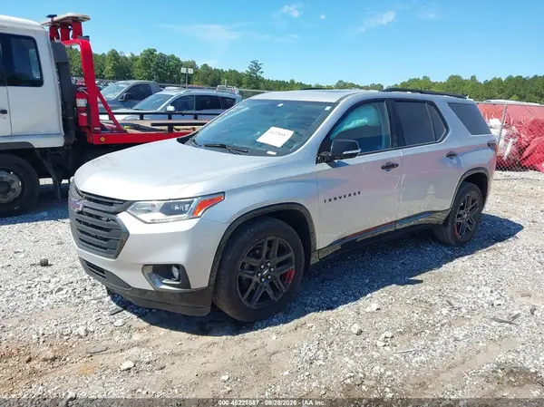 1GNEVKKW4KJ109621 — 2019 Chevrolet Traverse, фото 2 с аукциона IAAI, REPOSSESSION