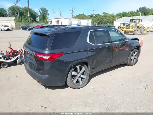 1GNEVHKW9LJ177806 — 2020 Chevrolet Traverse, фото 4 с аукциона IAAI, Передняя часть справа