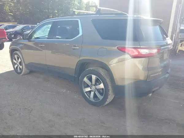 1GNEVHKWXLJ131871 — 2020 Chevrolet Traverse, фото 3 с аукциона IAAI, Передняя часть справа