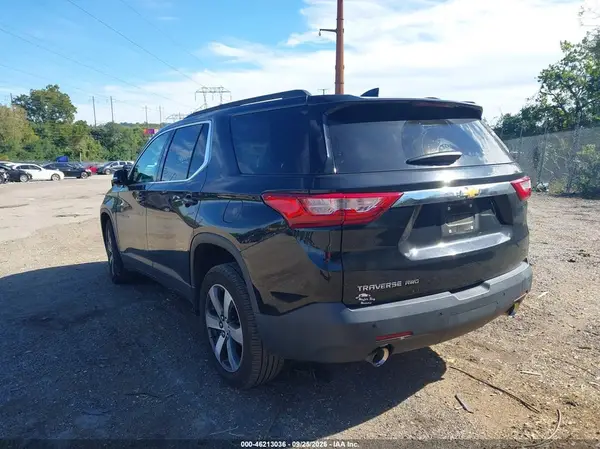 1GNEVHKW3LJ235778 — 2020 Chevrolet Traverse, фото 3 с аукциона IAAI, Передняя часть