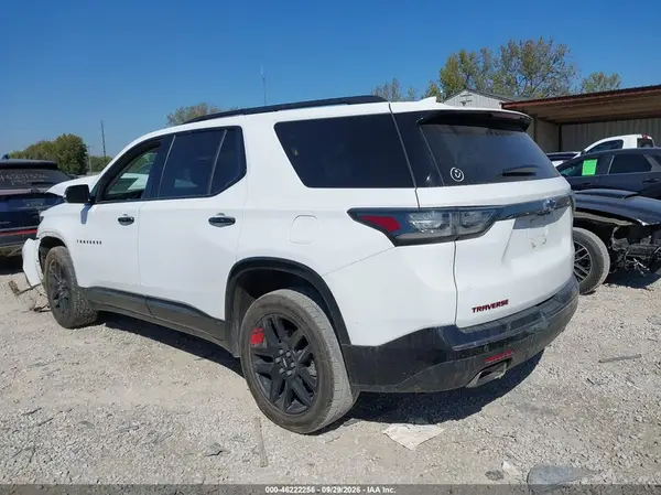 1GNERKKW0LJ104440 — 2020 Chevrolet Traverse, фото 3 с аукциона IAAI, Передняя часть