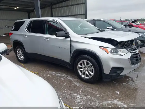 1GNEVFKW4LJ135516 — 2020 Chevrolet Traverse, Передняя часть (Front End), фото до ремонта