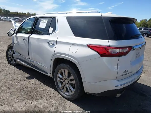 1GNEVNKW0MJ243322 — 2021 Chevrolet Traverse, фото 3 с аукциона IAAI 13.10.2026, Передняя часть справа