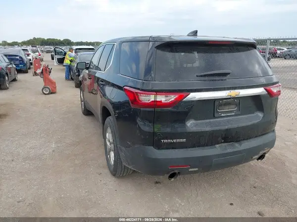 1GNERFKW7MJ103438 — 2021 Chevrolet Traverse, фото 3 с аукциона IAAI, Левый и правый бока