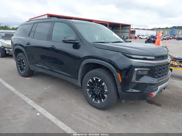 1GNEVJRS8SJ194637 — 2025 Chevrolet Traverse, Передняя часть (Front End), фото до ремонта