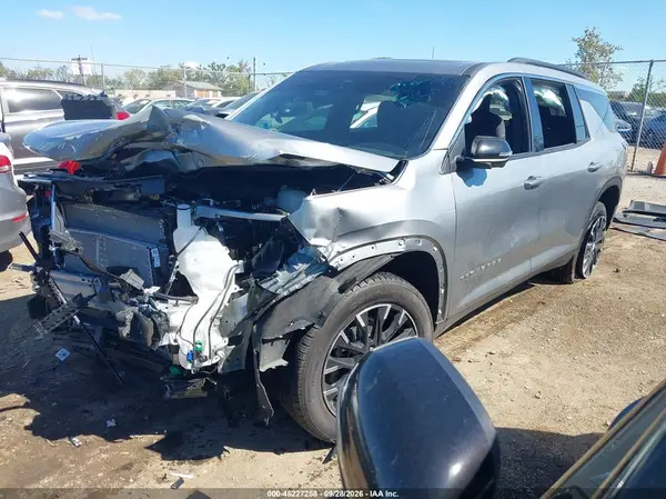 1GNERGKS1TJ297675 — 2026 Chevrolet Traverse, фото 2 с аукциона IAAI, Передняя часть