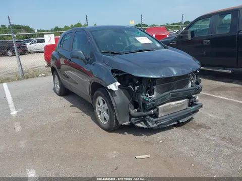 KL7CJNSM4NB507919 — 2022 Chevrolet Trax AWD LS, Передняя часть (Front End), фото до ремонта