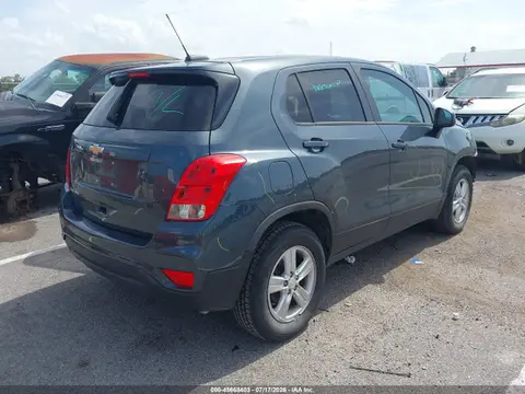 2022 Chevrolet Trax Awd Ls VIN KL7CJNSM4NB507919 фото 4