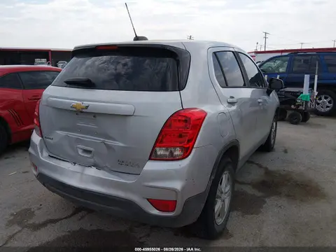 2020 Chevrolet Trax Fwd Ls VIN 3GNCJKSB6LL143943 фото 4