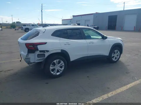 2025 Chevrolet Trax Fwd Ls VIN KL77LFEP3SC180216 фото 4