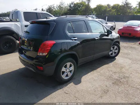2020 Chevrolet Trax Fwd Lt VIN 3GNCJLSB8LL287726 фото 4