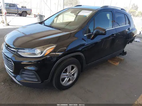 2020 Chevrolet Trax Fwd Lt VIN 3GNCJLSB1LL216562 фото 2