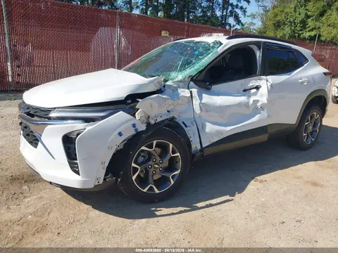 2024 Chevrolet Trax Fwd Lt VIN KL77LHE2XRC246481 фото 2