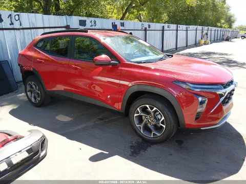 KL77LHEP1TC135918 — 2026 Chevrolet Trax FWD LT, Задняя часть (Rear), фото до ремонта