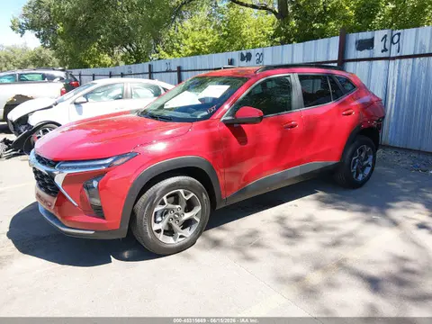 2026 Chevrolet Trax Fwd Lt VIN KL77LHEP1TC135918 фото 2
